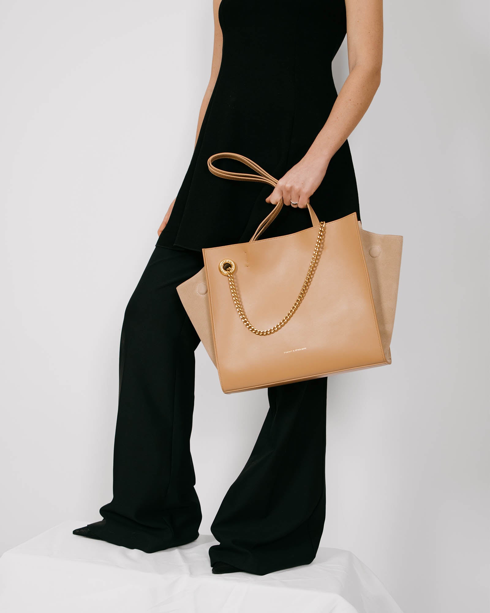 LEXI MM - Beige - Showroom Sale