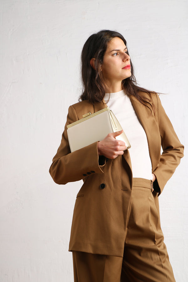 JEANNE - Ivory - Showroom Sale