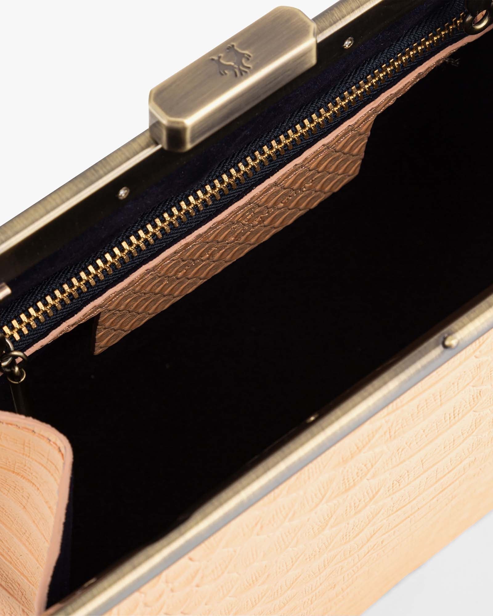 JEANNE - Pêche - Embossé Python